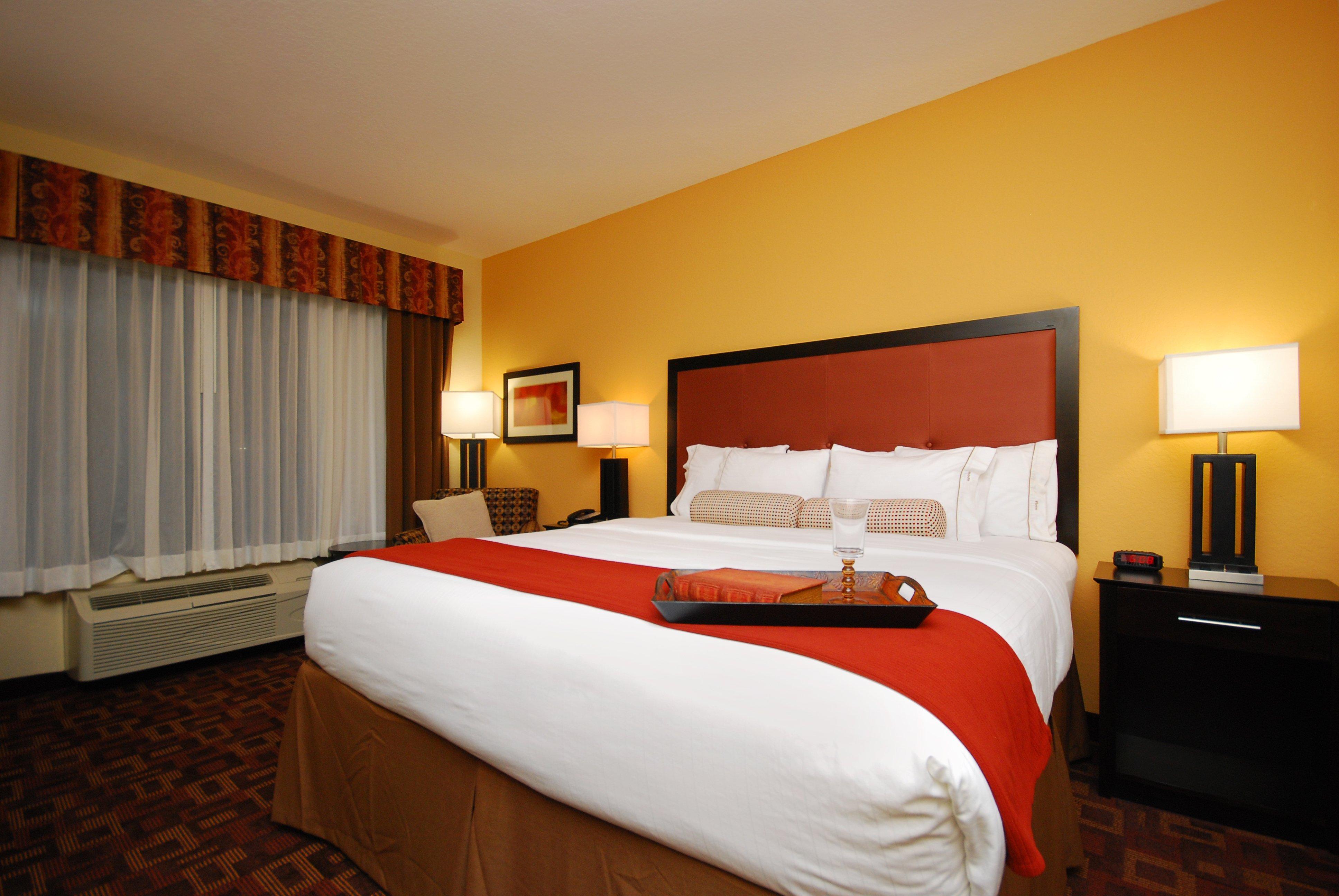Express & By Ihg Hotel 3*
