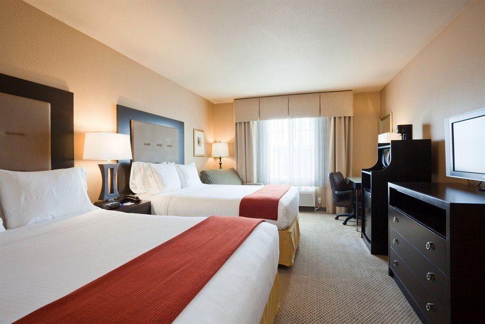 Hotel Express & By Ihg