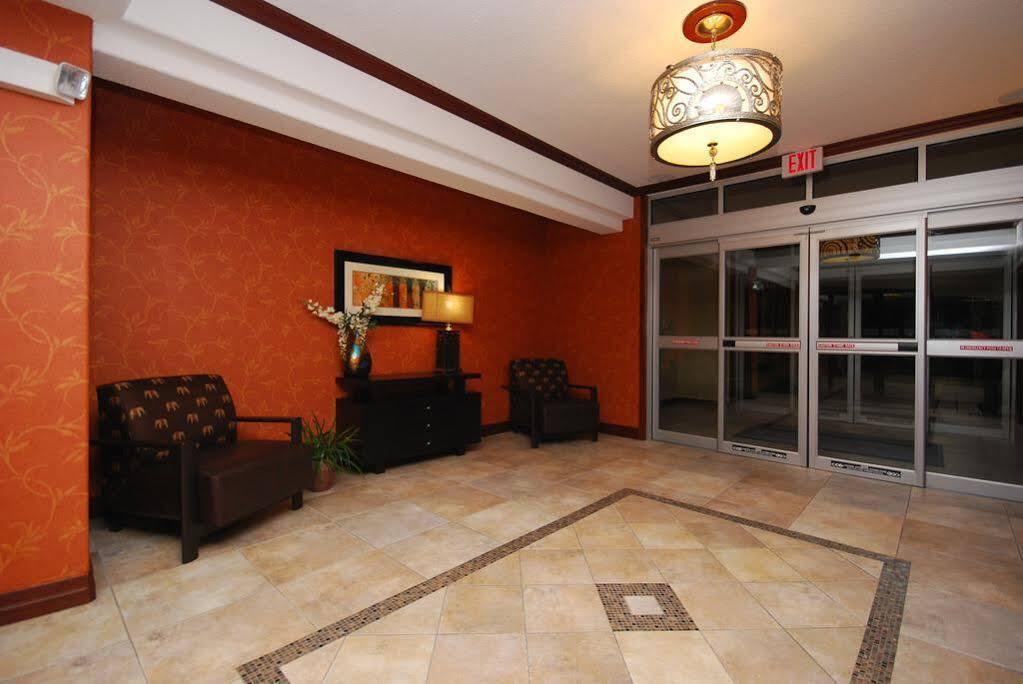 Hotel Express & By Ihg